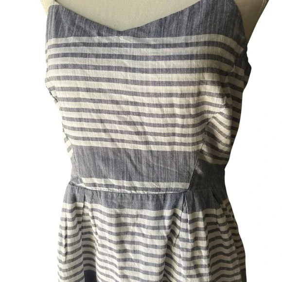 Old Navy Blue and White Striped Sundress Sleeveless Casual Summer Dress M - Picture 3 of 12